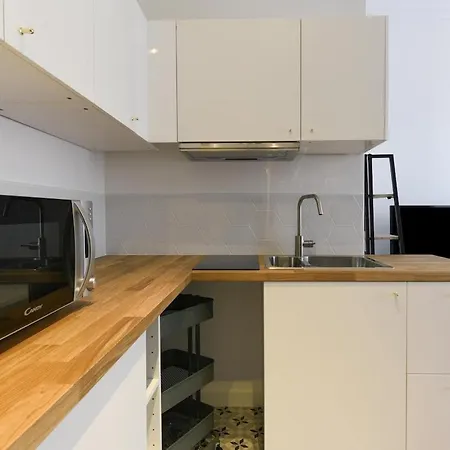 La Du Apartment *