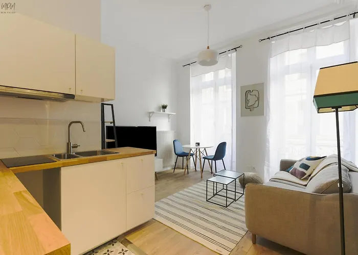 La Du * Βερσαλλίες